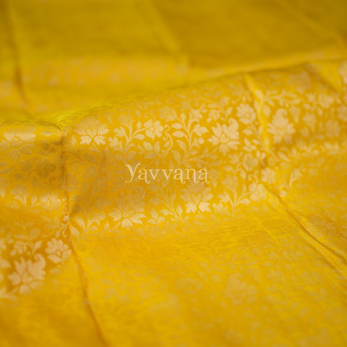 Yellow Pure Silk Saree with Intricate Floral Patterns - A Piece of Radiance