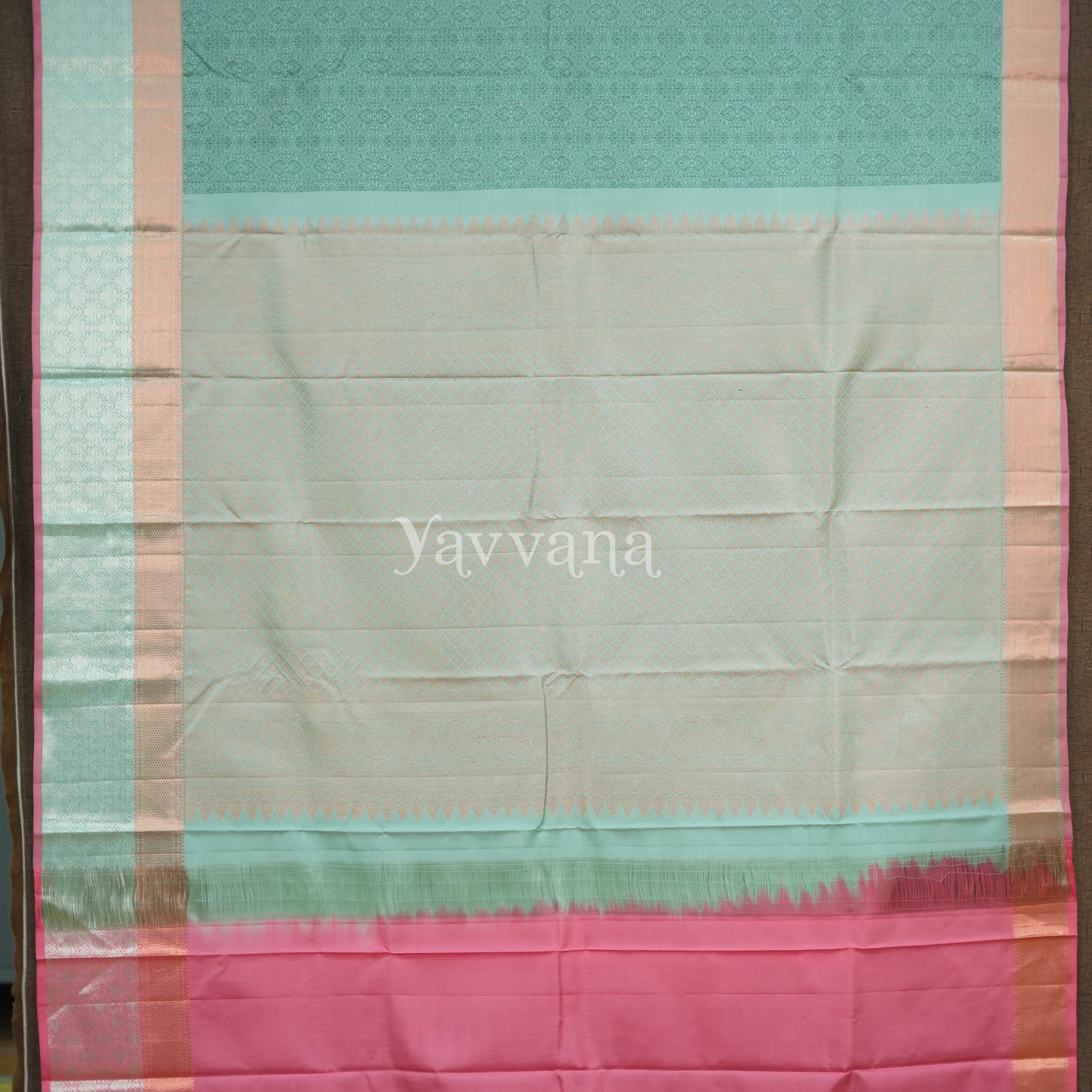 Elegant Sea Blue Silk Saree with Exquisite Zari Work